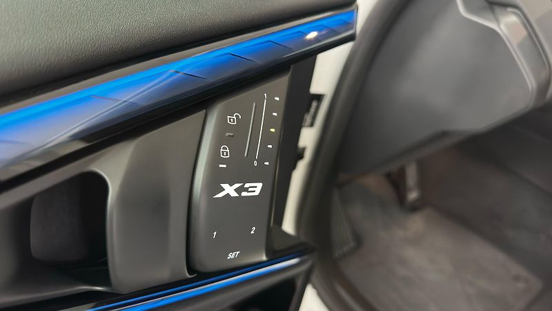 BMW X3 M50i xDrive/ZÁRUKA/TOP STAV - fotka 34 z 55