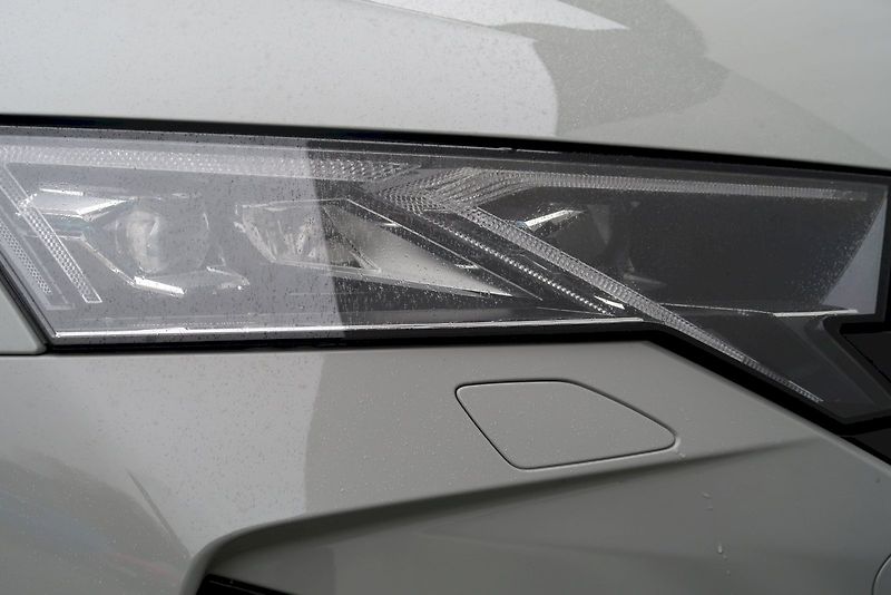 Škoda Octavia (2025) RS 2,0 TSi/195 kW DSG - fotka 27 z 32