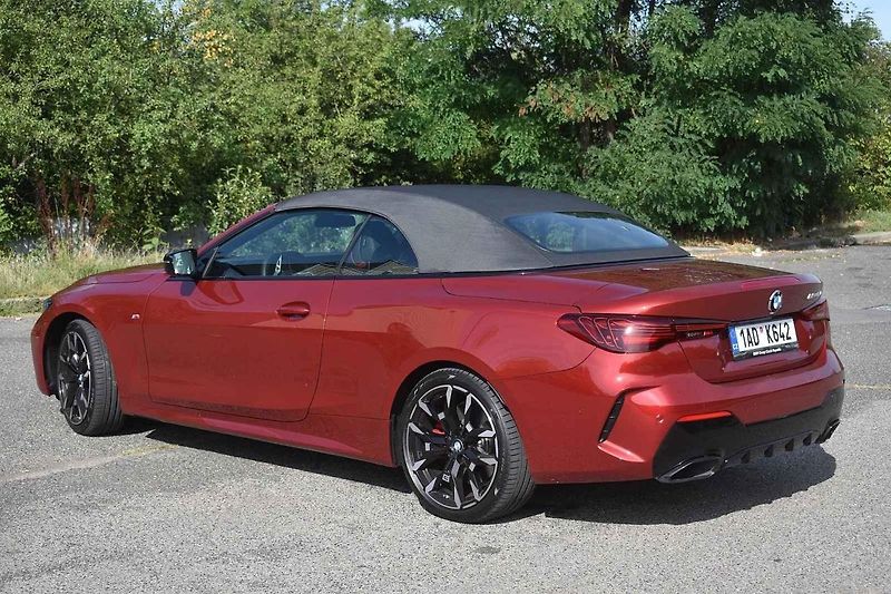 Čtyřmístný kabriolet BMW vychází z řady 3