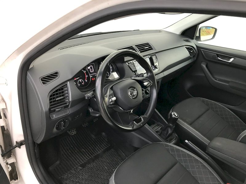 Škoda Fabia (2022) COM AMB TS 70/1.0 M5F - fotka 18 z 23