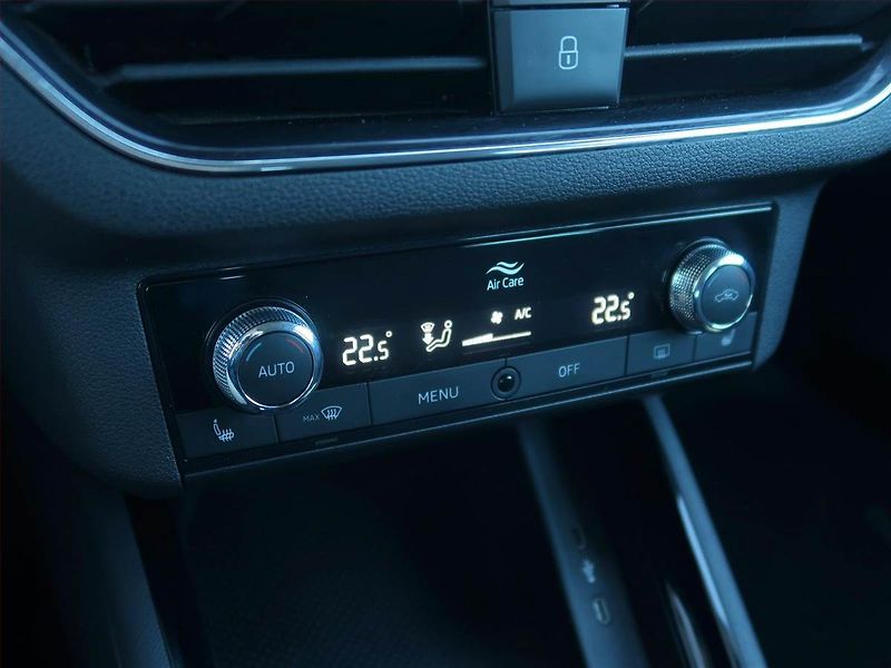 Škoda Kamiq (2023) Ambition 1.5 TSI - fotka 15 z 20