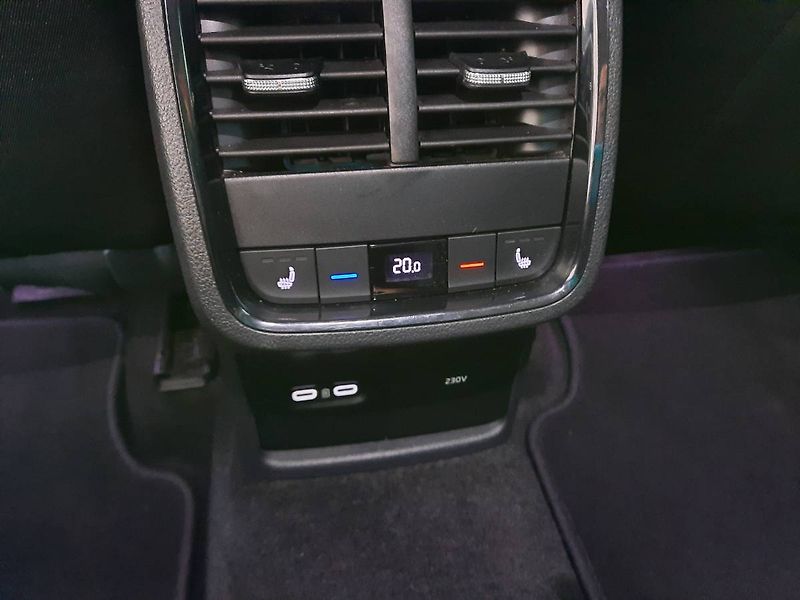 Škoda Octavia (2023) Combi 2.0 TDI (110kW/150k) DSG - fotka 24 z 30