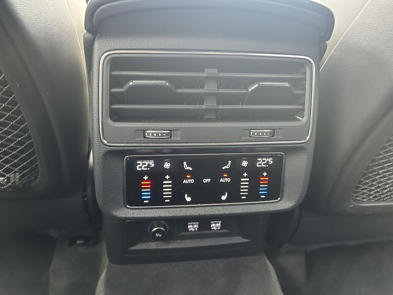 Audi SQ7 4.0TDi 320kW quattro - fotka 17 z 24
