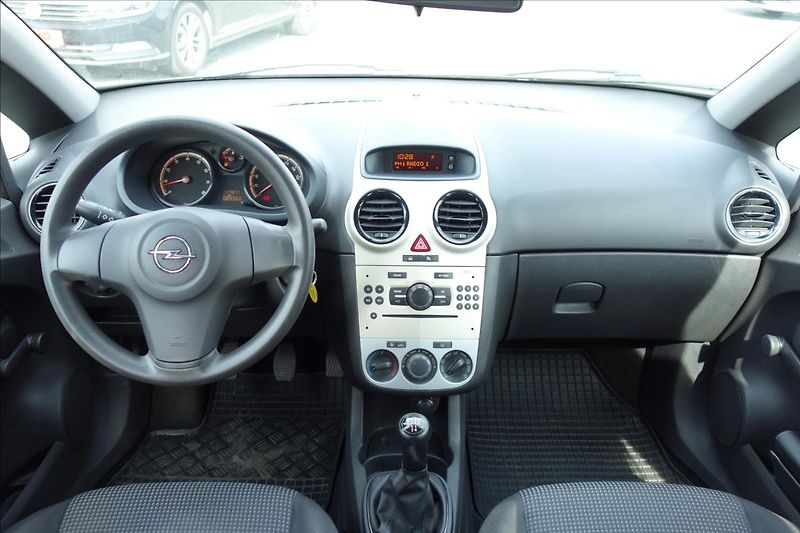 Opel Corsa 1,2 i, ČR, SERVIS.KN., KLIMA. - fotka 16 z 33