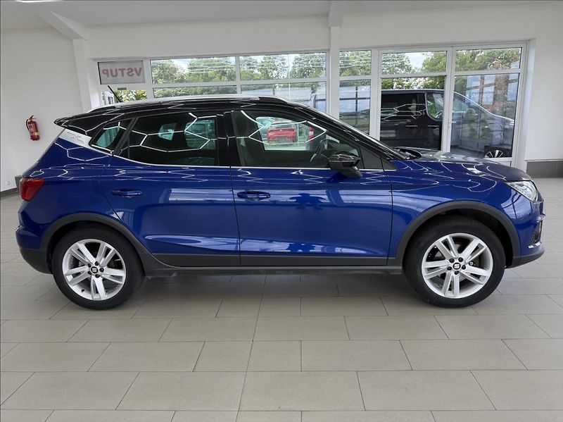 Seat Arona 1,0 i, FR Edition,tažné,temp. - fotka 6 z 34