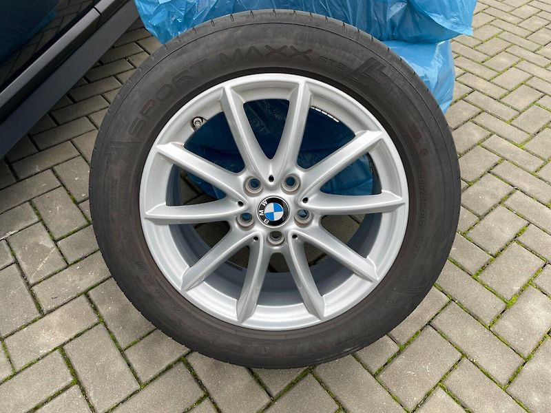 BMW X1 (2021) 20d xDrive 140kW! M Sport - fotka 9 z 41