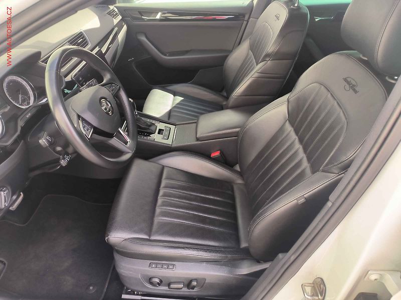 Škoda Superb (2018) 2.0 TSI 4x4, L&K, DSG, TZ - fotka 9 z 32