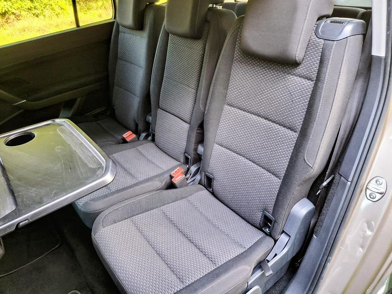 Volkswagen Touran 1.4TSI 7míst servisní historie - fotka 20 z 50