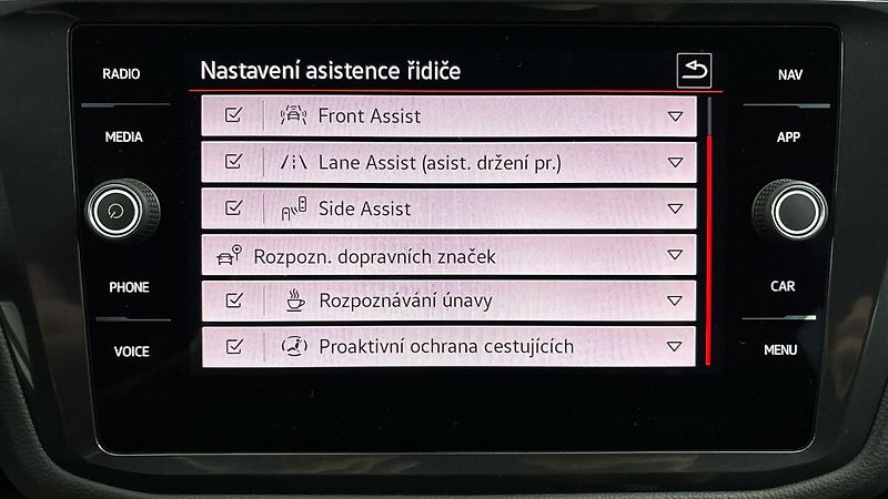Volkswagen Tiguan Allspace 2.0 TDI DSG 4MOTION R-Line - fotka 26 z 29