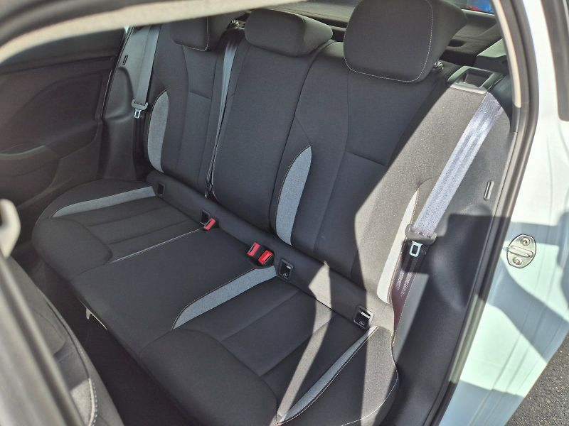 Škoda Scala (2025) Selection 1.0TSi 85kW 6°manuál - fotka 14 z 27