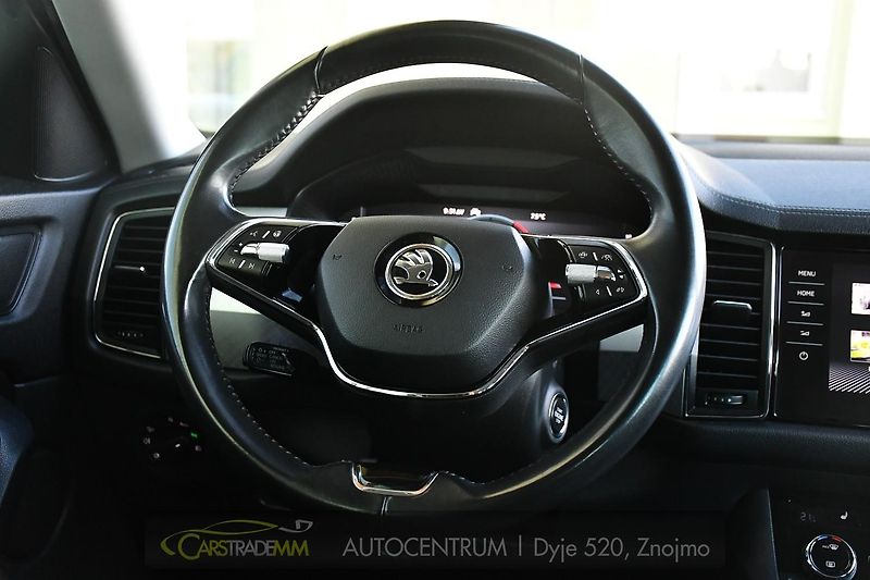 Škoda Kodiaq 2.0TDi 4X4 ACC LED NAV CARPLAY - fotka 23 z 54