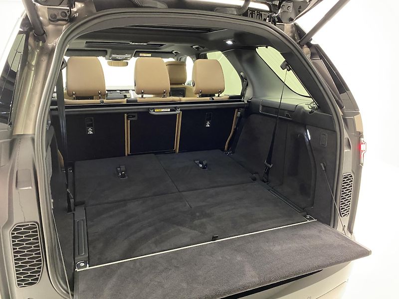 Land Rover Discovery D350 DYNAMIC HSE AWD AUT - fotka 5 z 67