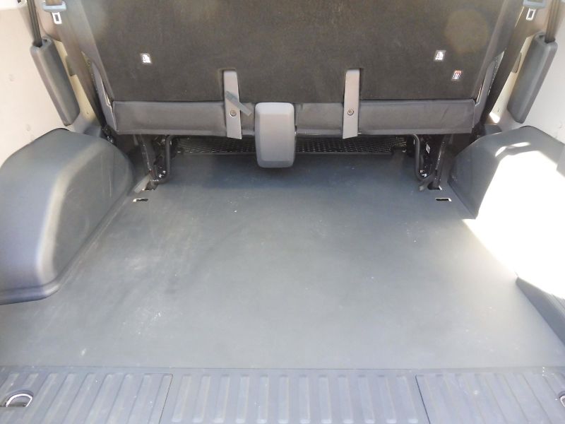 Volkswagen Transporter (2025) Kombi DR 2,0 TDI 110kW - fotka 21 z 27