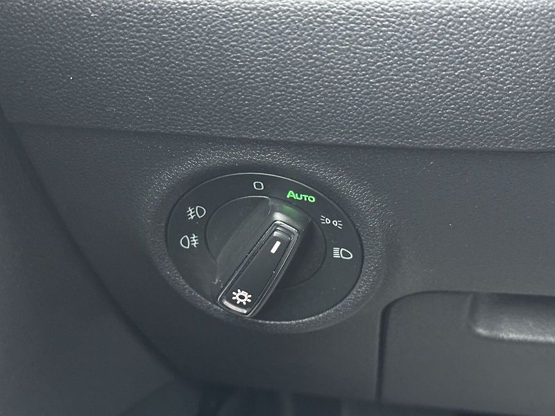 Škoda Karoq (2020) 2.0 TDI Style - fotka 16 z 28