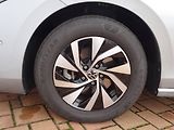 Volkswagen Passat (2024) 1,5 eTSi/ 110kW DSG Business - náhled 12