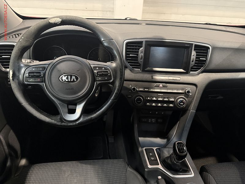 Kia Sportage (2016) 1.7 CRDi, 1.maj,ČR, AC, park - fotka 15 z 18