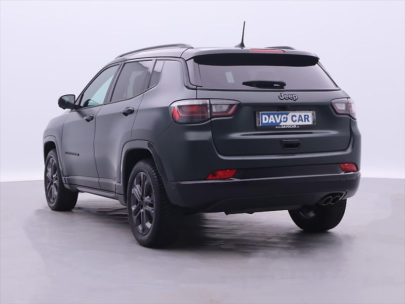 Jeep Compass 1,3 GSE 110kW 80th Anniversary - fotka 5 z 35
