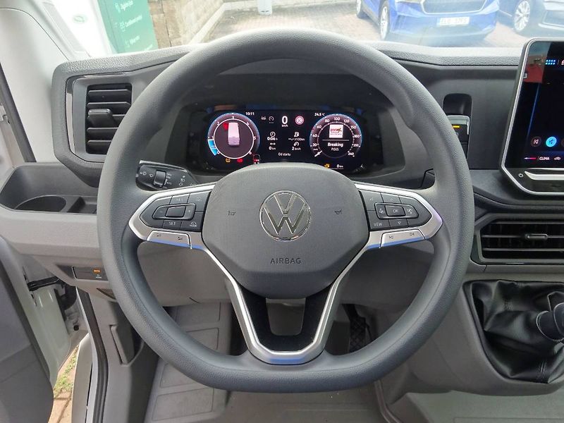 Volkswagen Crafter (2026) SKŘÍŇ Plus 35 130KW 6G FWD SR - fotka 7 z 27