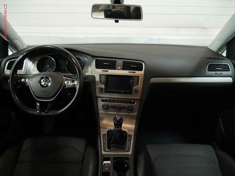 Volkswagen Golf (2014) 1.2TSI, Navi, tempo, park - fotka 8 z 20