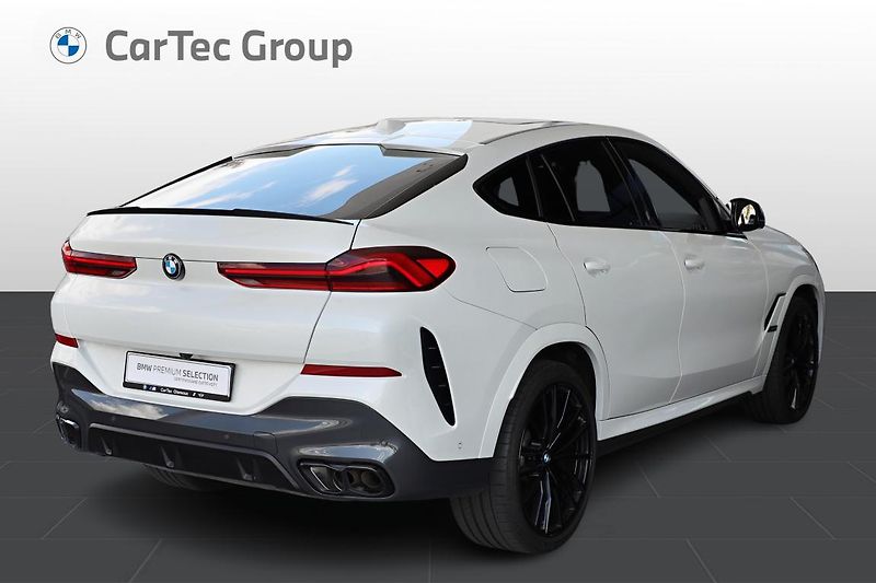 BMW X6 M60i - fotka 5 z 16