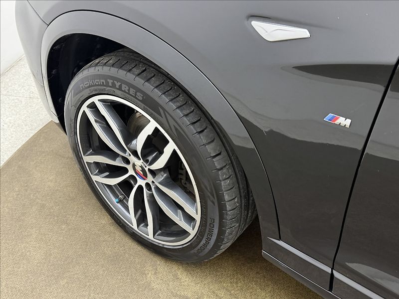 BMW X3 3,0 4X4 M NAVI ROZVODY KAMERA - fotka 41 z 43