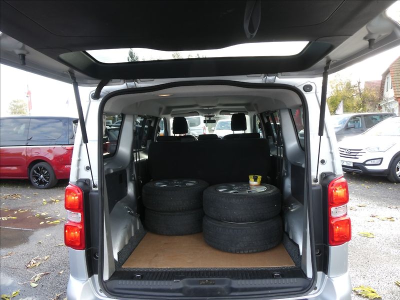Citroën Jumpy 2,0 HDi 110kW závěs, 2x kola - fotka 18 z 40