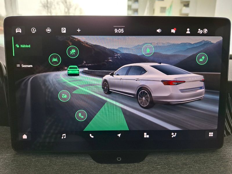 Škoda Superb (2024) SELECTION TD 110/2.0 A7F - fotka 23 z 30