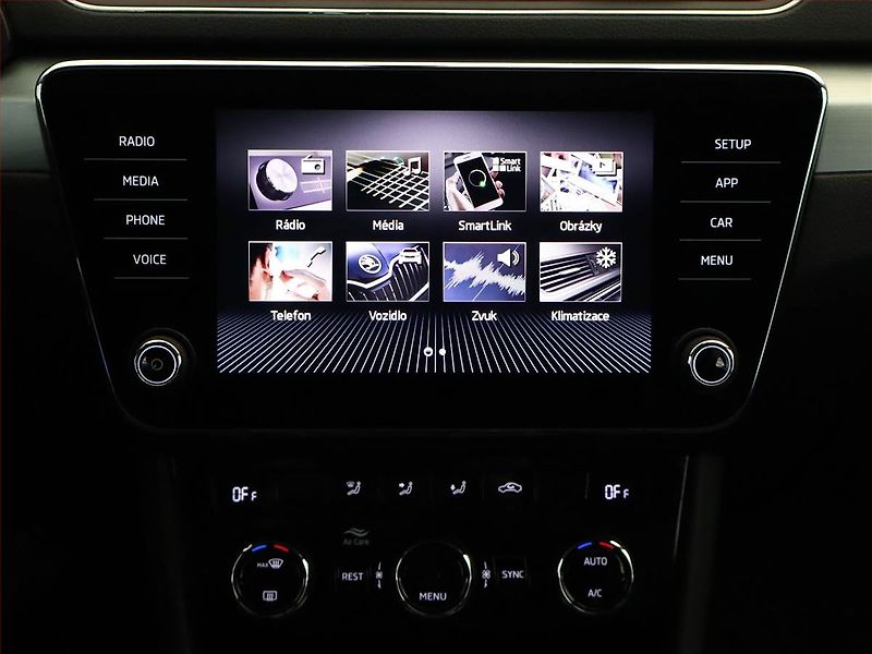 Škoda Superb (2018) Ambition 2.0 TDI, Bi-Xenony - fotka 9 z 13