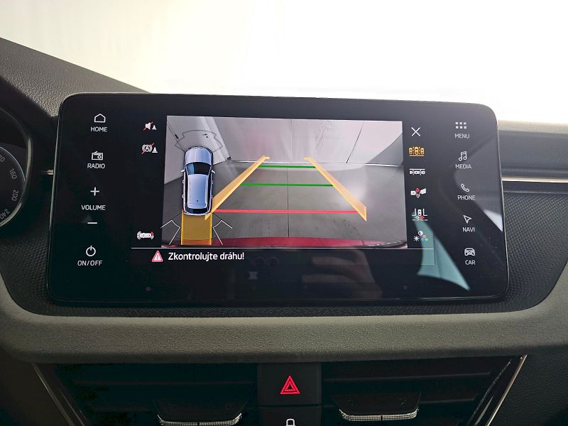 Škoda Kamiq (2025) 1.5TSi 110kW DSG TOP SELECTION - fotka 9 z 29