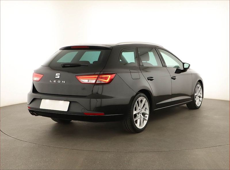 Seat Leon (2015) 1.4 TSI, Automat, Serv.kniha - fotka 5 z 17