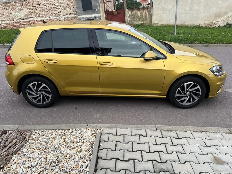 Volkswagen Golf 1.4 TSI, DSG - fotka 6 z 26