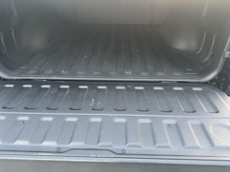 Dodge RAM (2022) 1500 Rebel 3,0 EcoDiesel 2022 - fotka 5 z 19