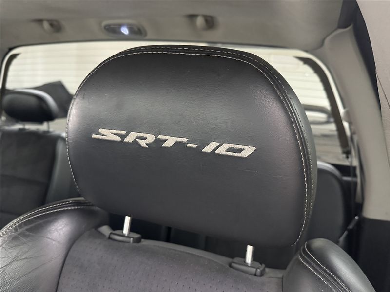 Dodge RAM 8,3 1500 SRT10 V10VIPER SERVIS - fotka 27 z 43