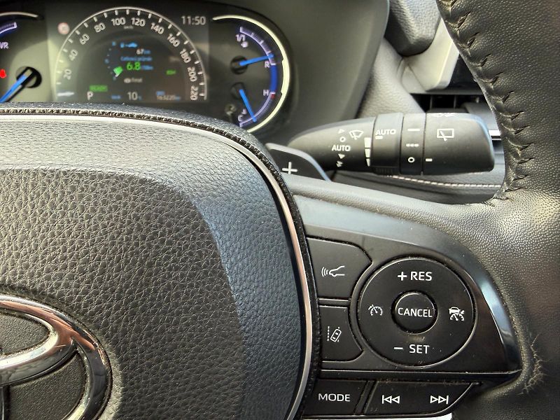 Toyota RAV4 2.5 HSD e-CVT AWD Executive Sk - fotka 18 z 30