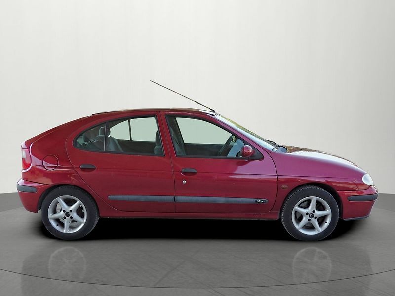 Renault Mégane 1.6i 16v 79kW Klima Alu - fotka 5 z 28