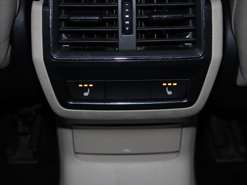 Škoda Kodiaq 2,0 TDI 140kW DSG 4x4 Style DP - fotka 25 z 29