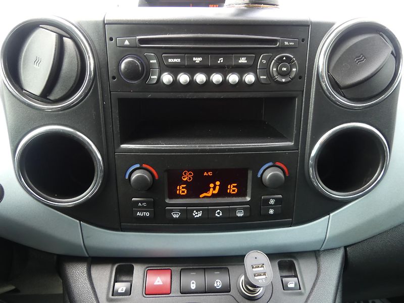 Citroën Berlingo (2013) 1,6 HDi 90 MAN5 - fotka 14 z 16