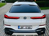 BMW X6 40D MSPORT 4x4 SERVISKA TAŽNÉ - náhled 13