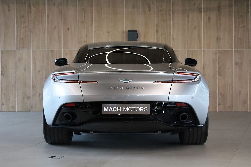 Aston Martin DB12 MY25, V8, 500 kW, Ventilace - fotka 5 z 32