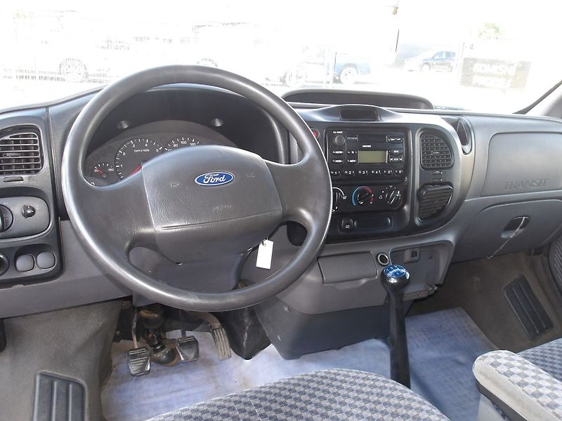 Ford Transit 2,0TDCi TOURNEO 9 MÍST ! - fotka 20 z 29