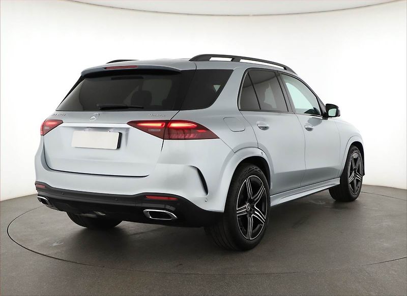 Mercedes-Benz GLE (2025) 450 d, AMG, VZDUCH, TAŽNÉ - fotka 5 z 31
