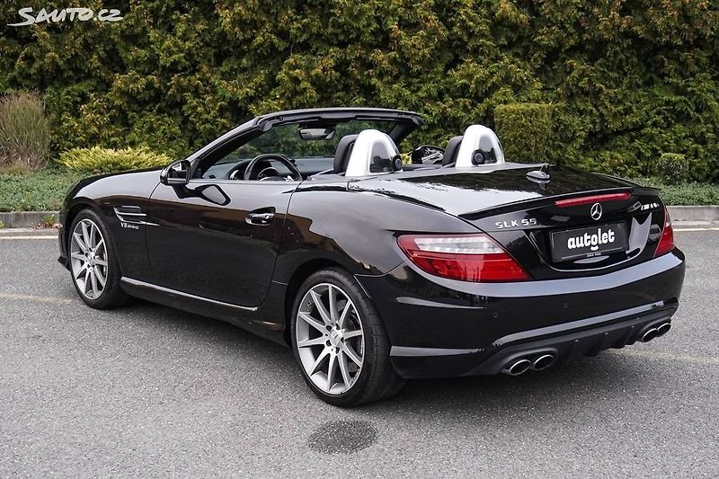 Mercedes-Benz SLK (2012) 55 AMG V8 310KW MAGIC SKY - fotka 7 z 24
