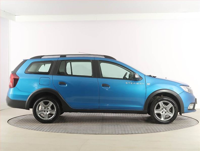 Dacia Logan (2019) Stepway 0.9 TCe, ČR,1.maj - fotka 6 z 16