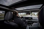 Auto na vodíkový pohon Toyota Mirai druhé generace, 18. května 2023, Ostrava.