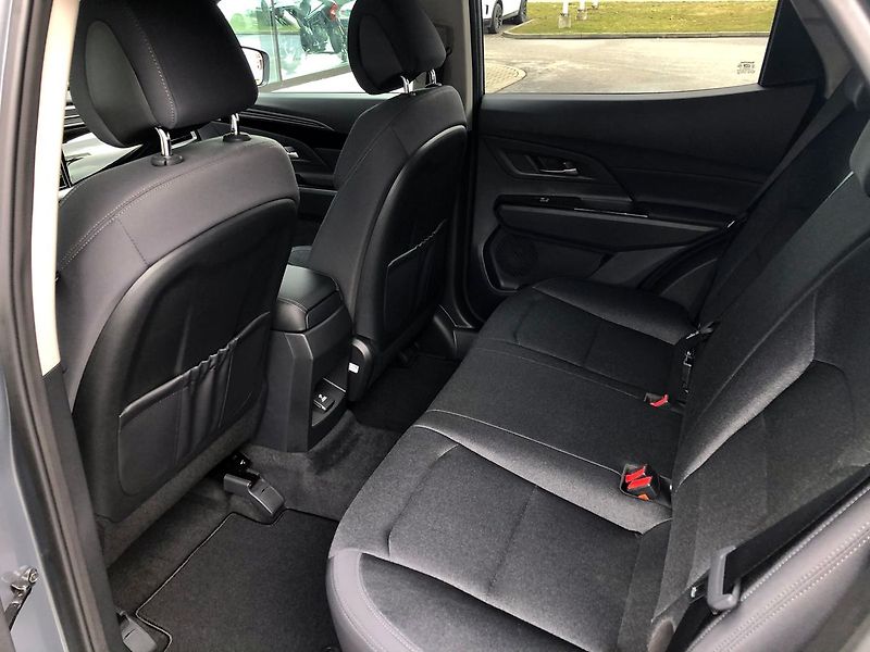 KGM Korando (2026) Style + Black FWD M6 - fotka 12 z 15