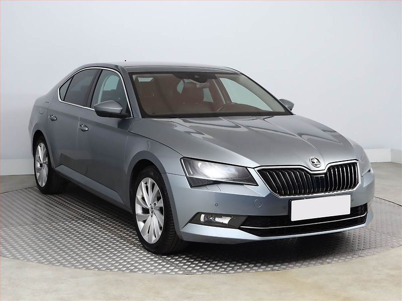 Škoda Superb (2016) Style Plus 2.0 TDI, Automat - fotka 1 z 25