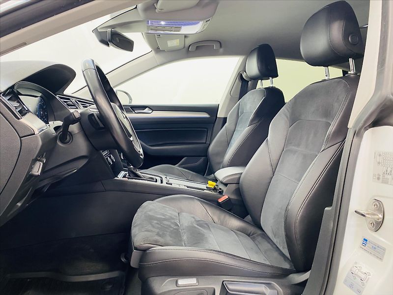 Volkswagen Arteon 2,0 BiTDI DSG 4Motion Elegance - fotka 5 z 26