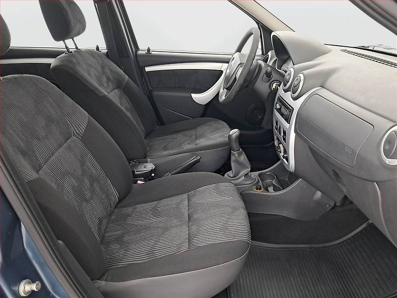 Dacia Logan (2010) 1.5 dCi, po STK, Tažné - fotka 9 z 14