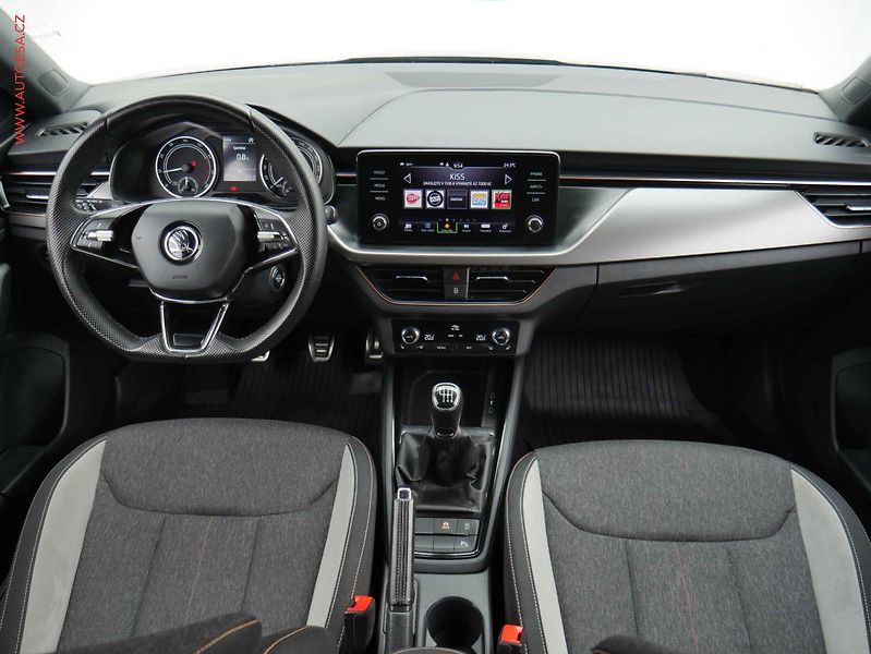 Škoda Scala (2023) 1.5 TSi, ČR, Style, LED - fotka 8 z 21