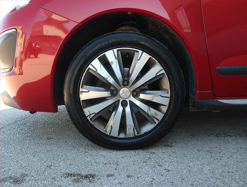Peugeot 3008 (2014) 1.6 HDi, Serv.kniha, Tempomat - fotka 14 z 17